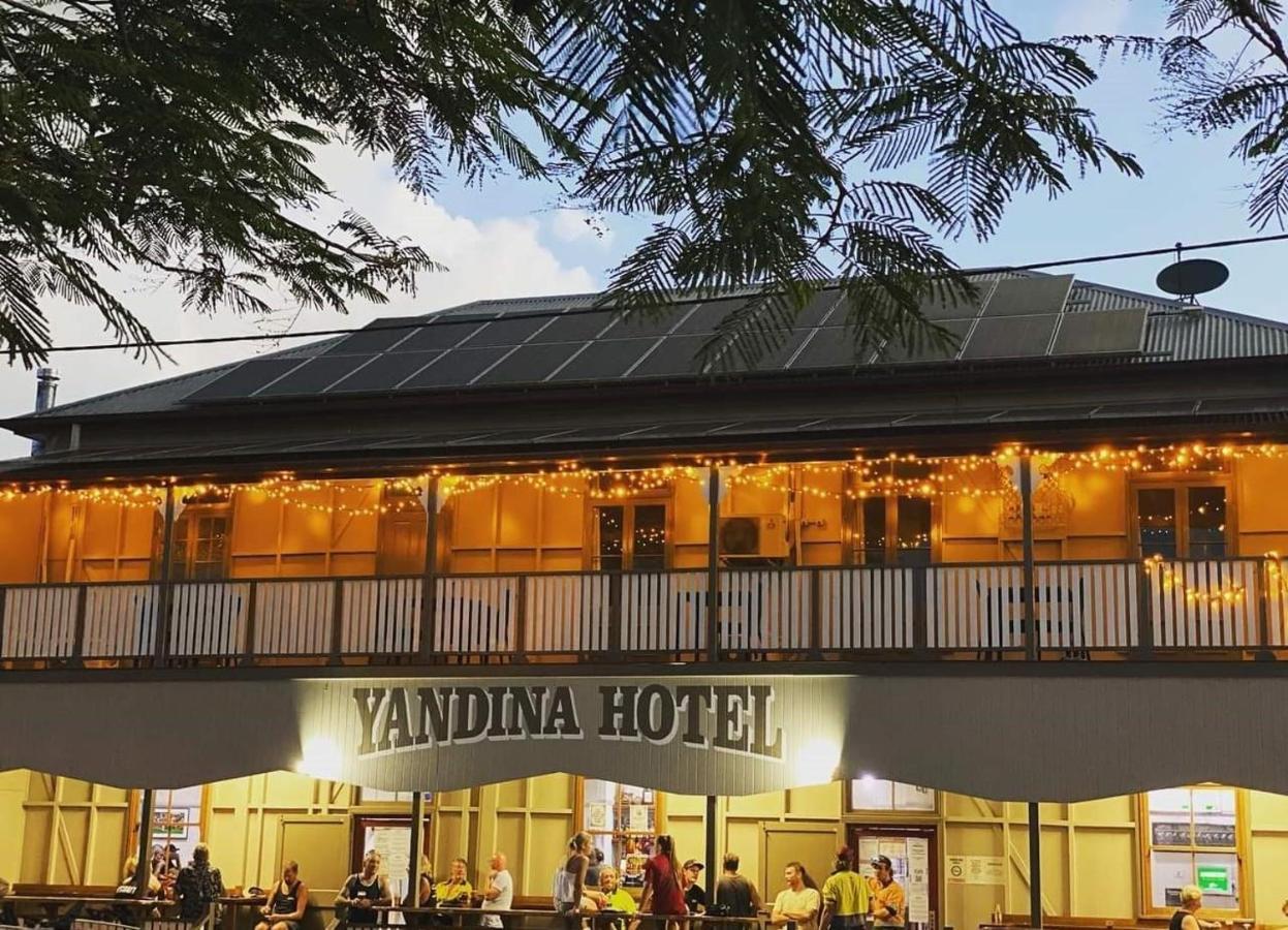 Yandina Hotel Extérieur photo